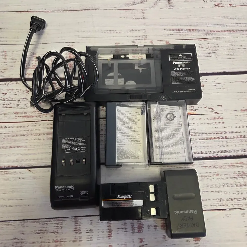 Panasonic Palmcorder IQ VHS-C Camcorder PV-IQ505 Untested w Case Accessories